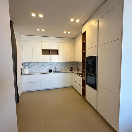 Queens Luxury 127 B ヴィラ